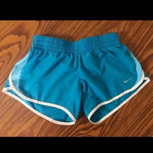 Youth L Nike Shorts